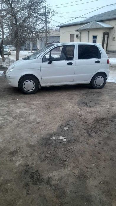 Matiz avtomishina sotiladi