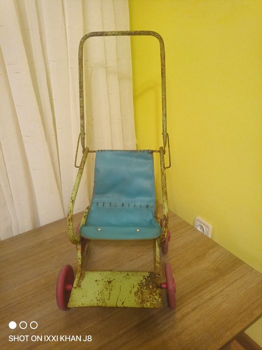 Детская коляска для кукол