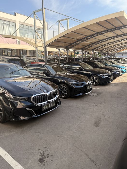 Bmw i5 40L M sport