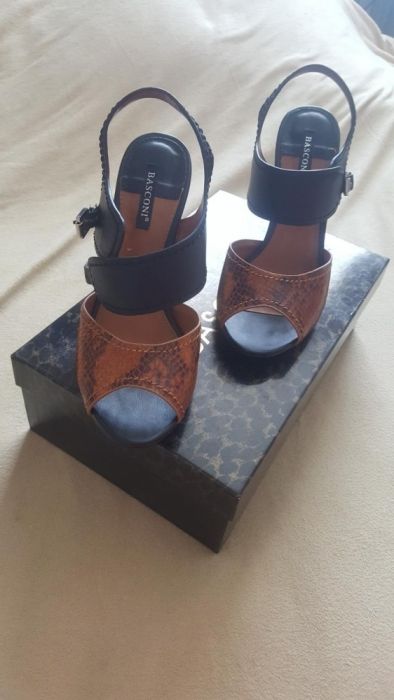 Босоножки Новые Basconi