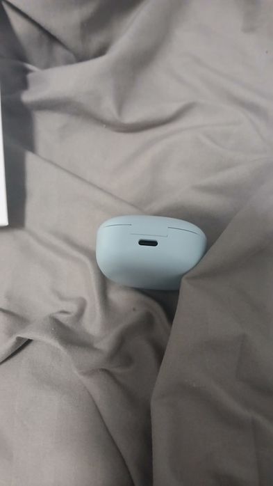 продам наушники redmi buds 6 play