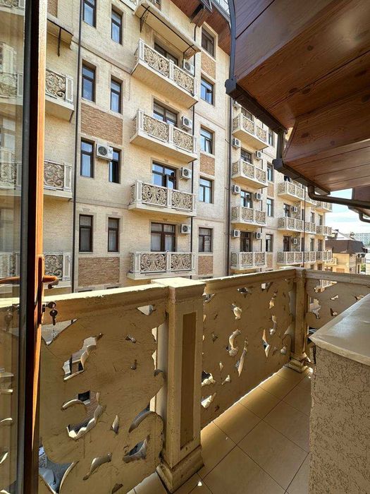 ПРОДАЕТСЯ 4/3/8 НОВОСТРОЙКА  ЖК Bodomzor Terassa на: Бодомзор 100м2