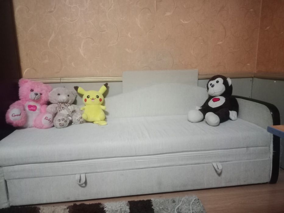 Продаётся  диван