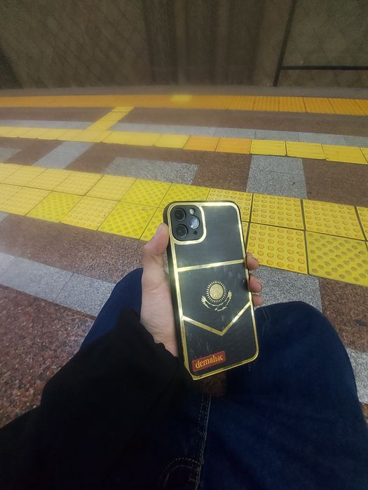 Срочна Iphone 11PROmAX.