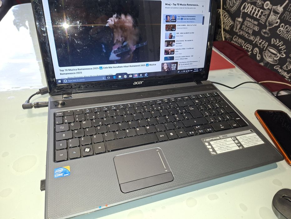 Acer Aspire 5733, Intel i3, 500 gb, Windows 10+ Office, 6 gb ram