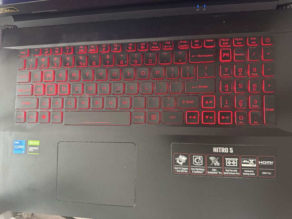 Acer Nitro 5 AN517-54