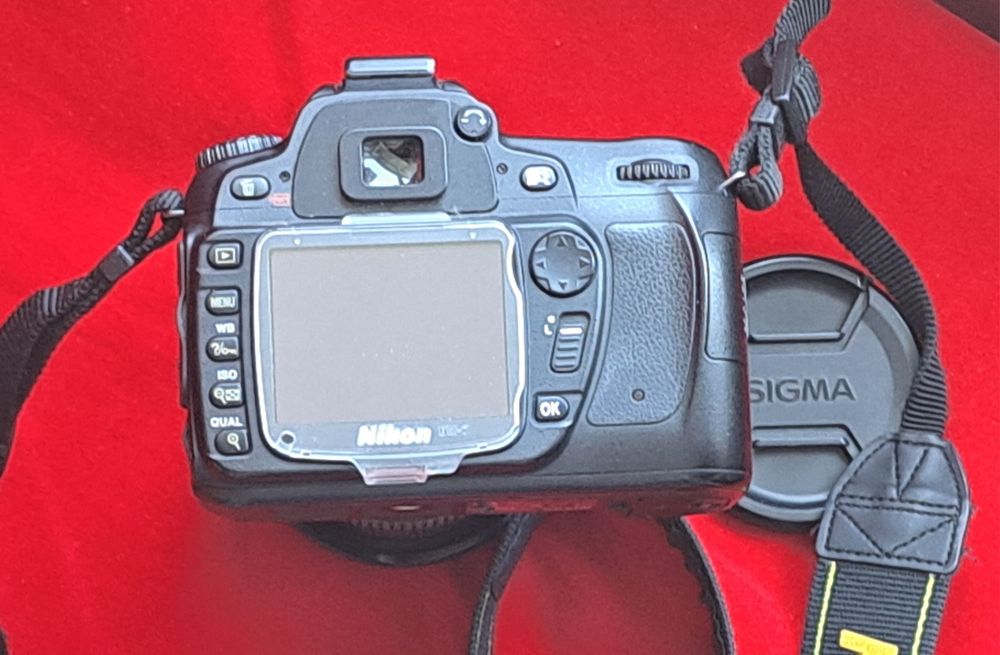 Фотоаппарат Nikon D80, Sigma zoom 18-200
