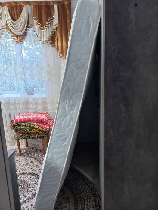 Продам матрас новый 2м*1,6 м