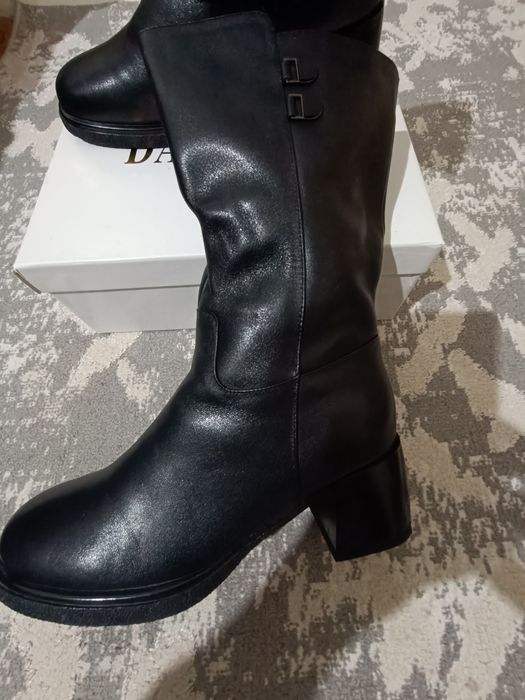 Продам зимние запоги