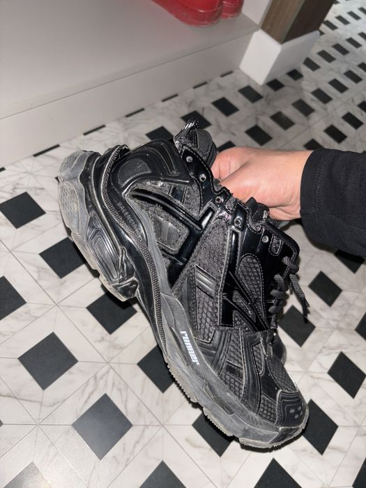 Balenciaga runner