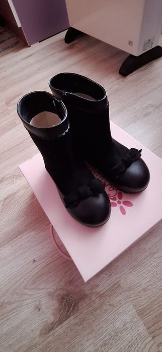 Детски боти 27 номер