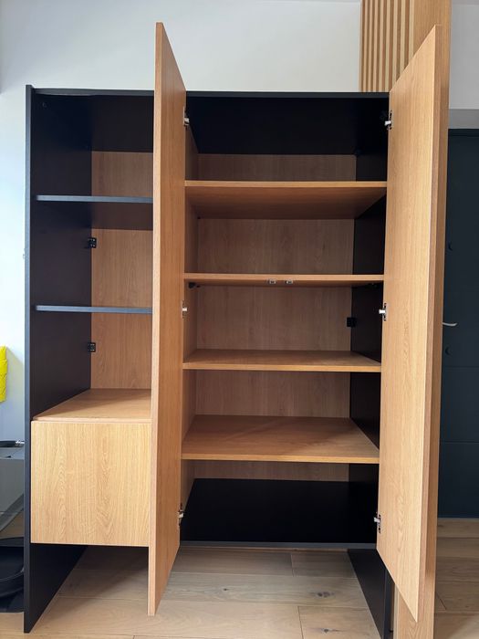 Dulap din pal făcut pe comandă