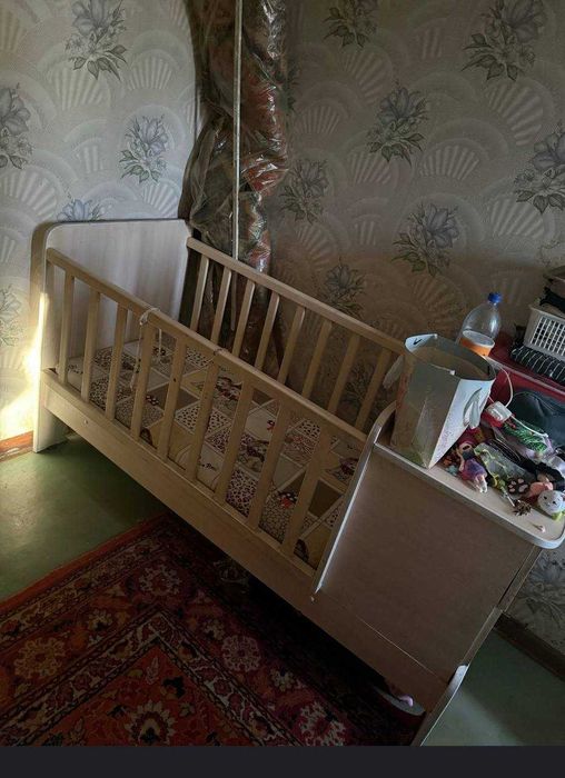 детская кровать с матрасом