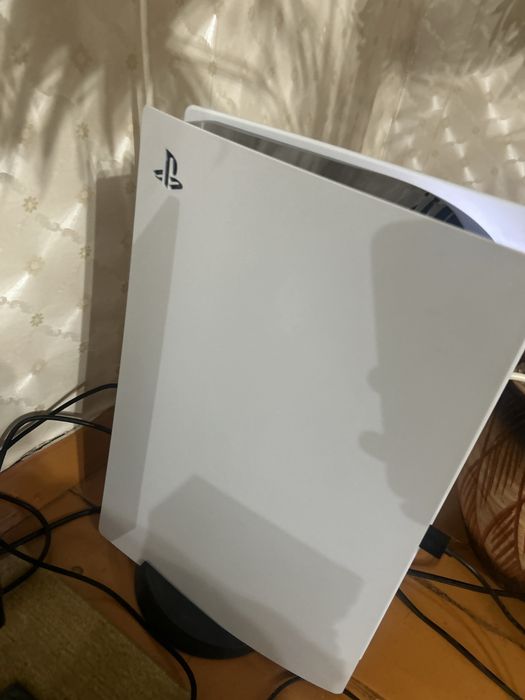 Прадам пс5 идиальном состоянии