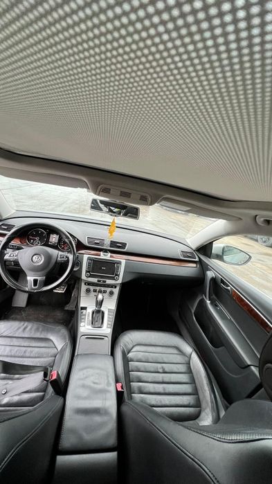 VW Passat B7 Panoramic R Line