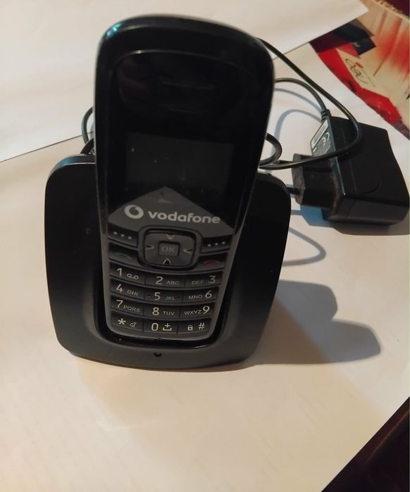 Telefon fix , pe vodafone! E in stare foarte buna! Se incarca la priza