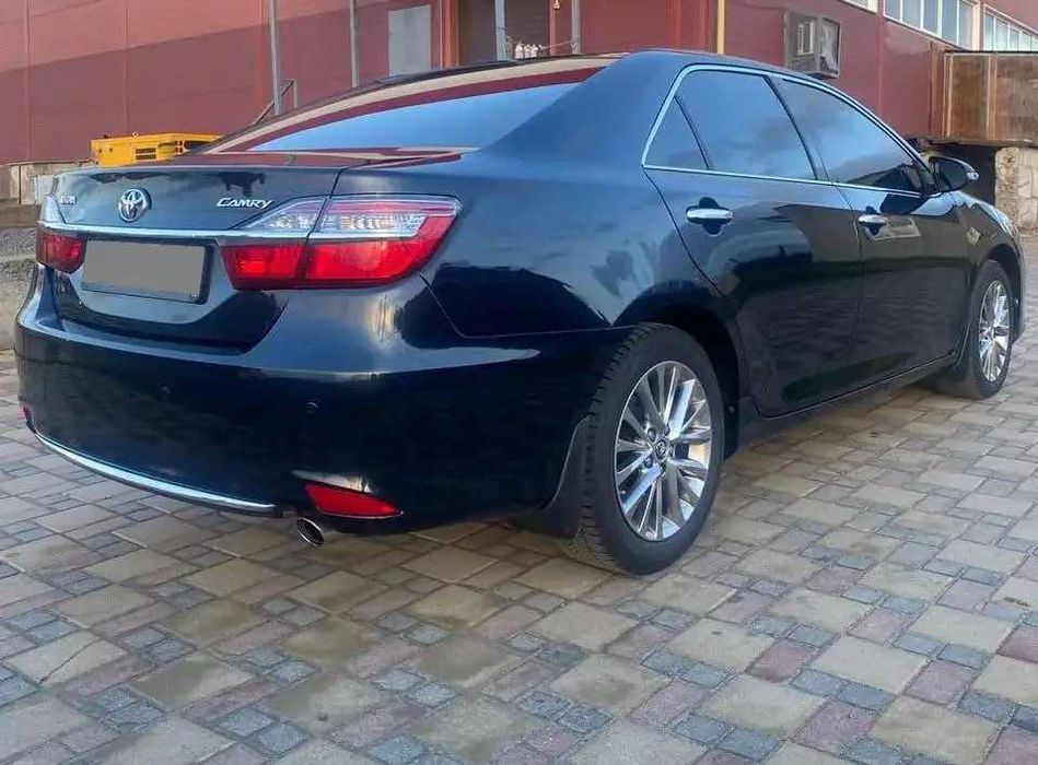 Toyota Camry 2016