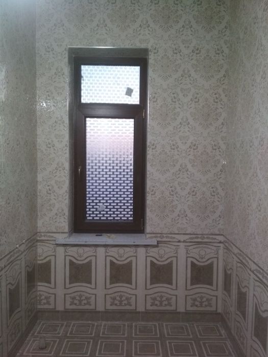 Кафельшик уклатка кафел либой сложности