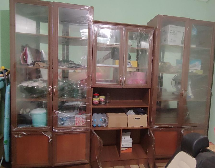 Тез арада стенка сатылады / срочно продается стенка для гостиной зал