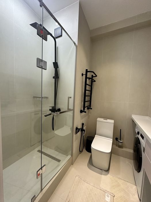 НОВОСТРОЙКА  КОХ-ОТА. Ул Нуравшон      2/10/12    ( ор-р торг центр  R