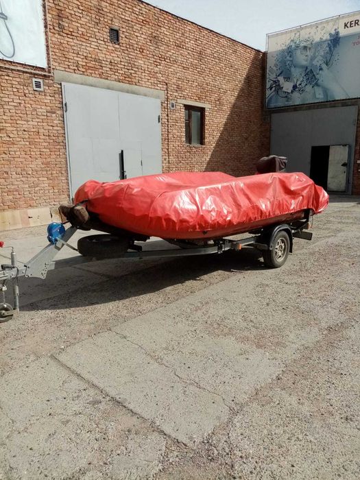 Продам лодку ПВХ с водометом