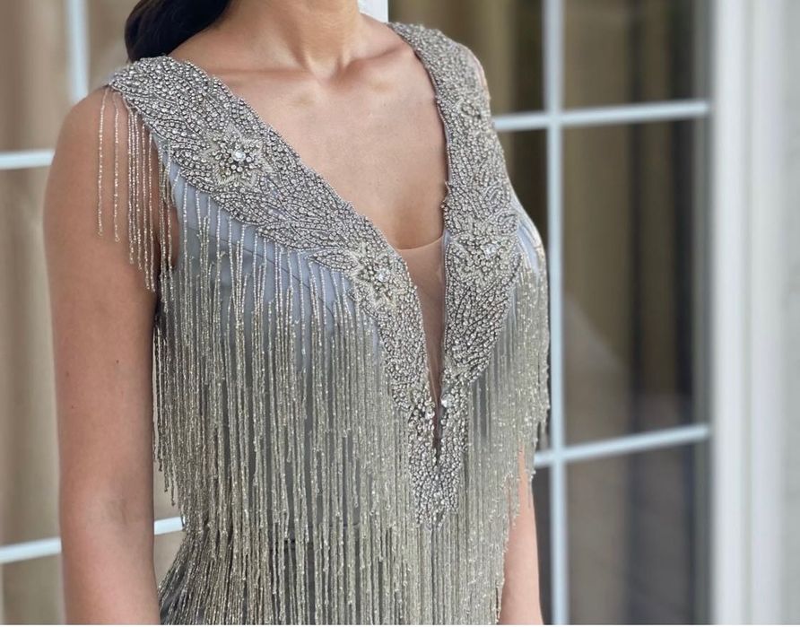 Rochie argintie elegantă Oradea • OLX.ro
