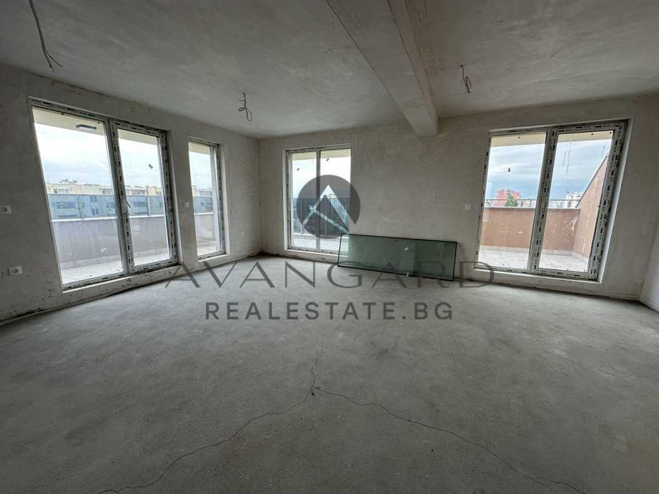 оф.22182 Тристаен пред АКТ 16/ Парк Лаута