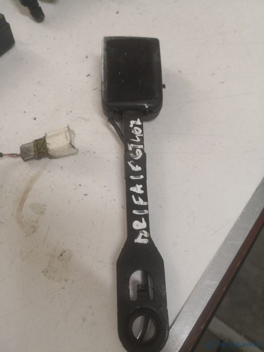 Pretensionare Dreapta Fata Peugeot 407 (6D_) [ 2004 - > ]