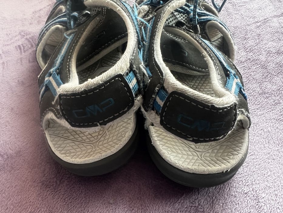 Сандали CMP и  футболни обувки - 37 размер