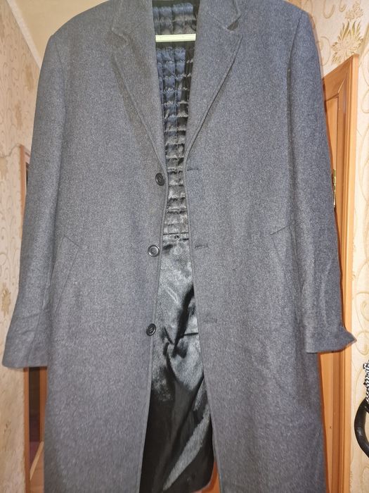 Продаю мужское пальто