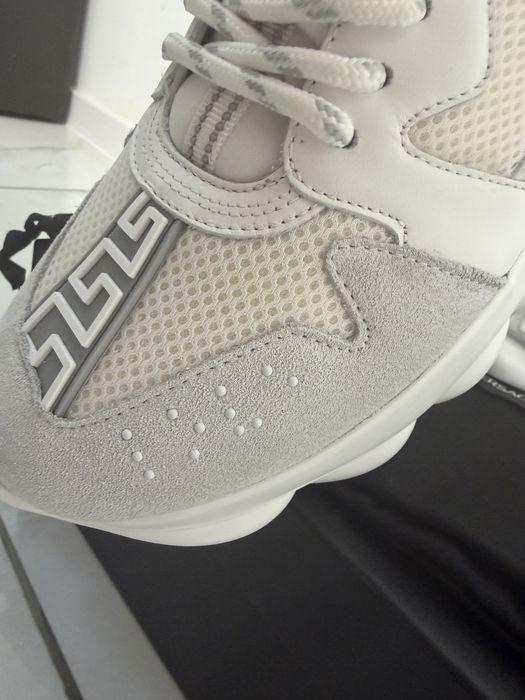 Adidasi VERSACE chain reaction model now