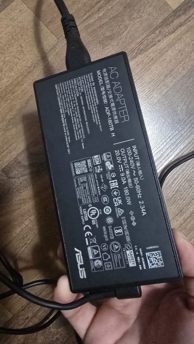 Vand incarcator laptop ASUS