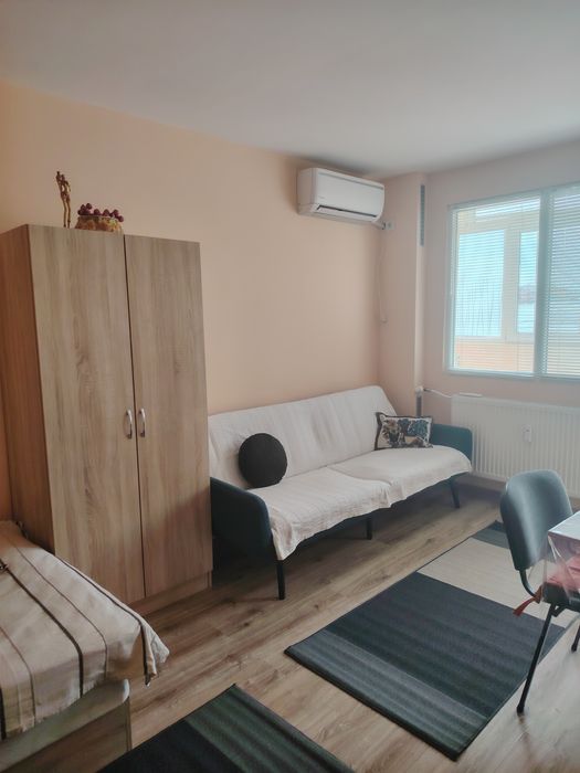 Дава се под наем Едностаен апартамент в Плевен, Идеален център - 30 кв.м за 224.4 € - Снимка #1