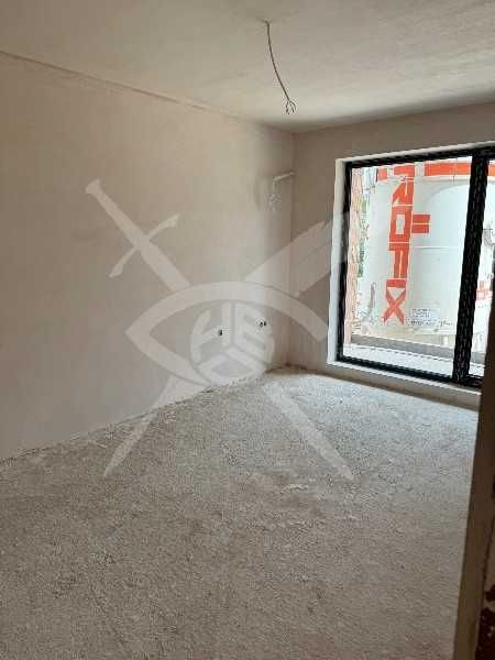 Продава се Двустаен апартамент в Пловдив, Кършияка - 80 кв.м за 2000 €/кв.м - Снимка #2