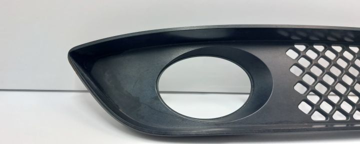 Grila bara fata Tata Indica prima generatie