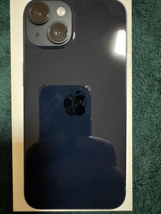 Продавам iPhone 14 128gb
