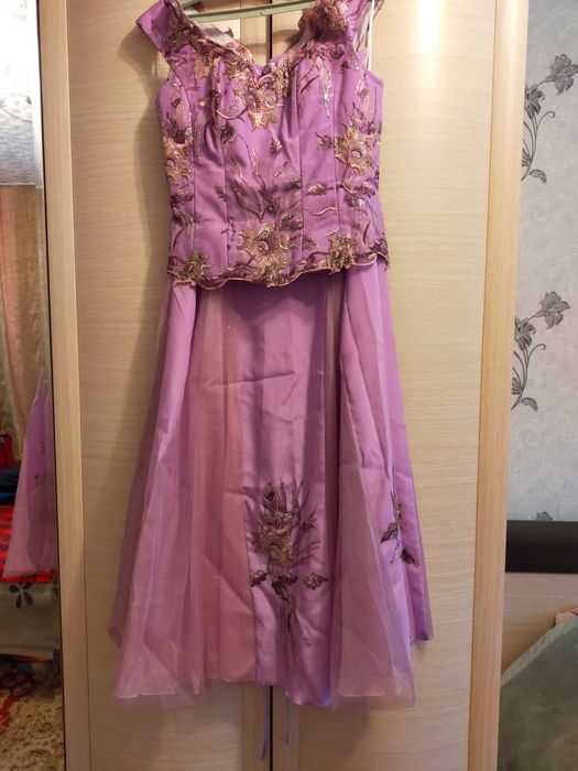 Продам платье 46-48 размер