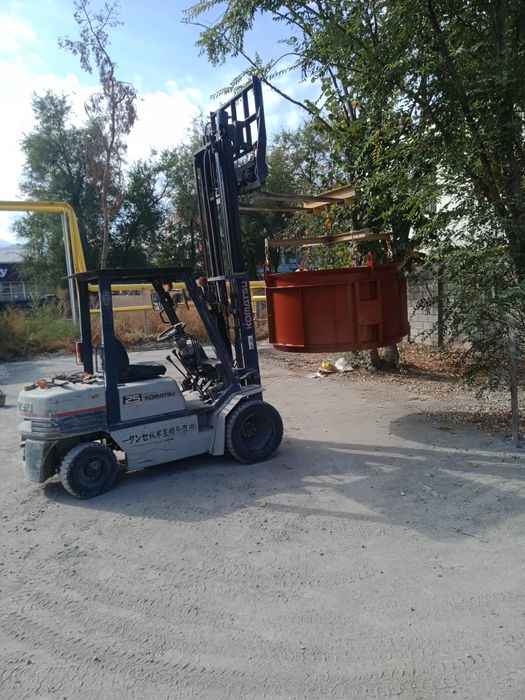 Вилочный погрузчик