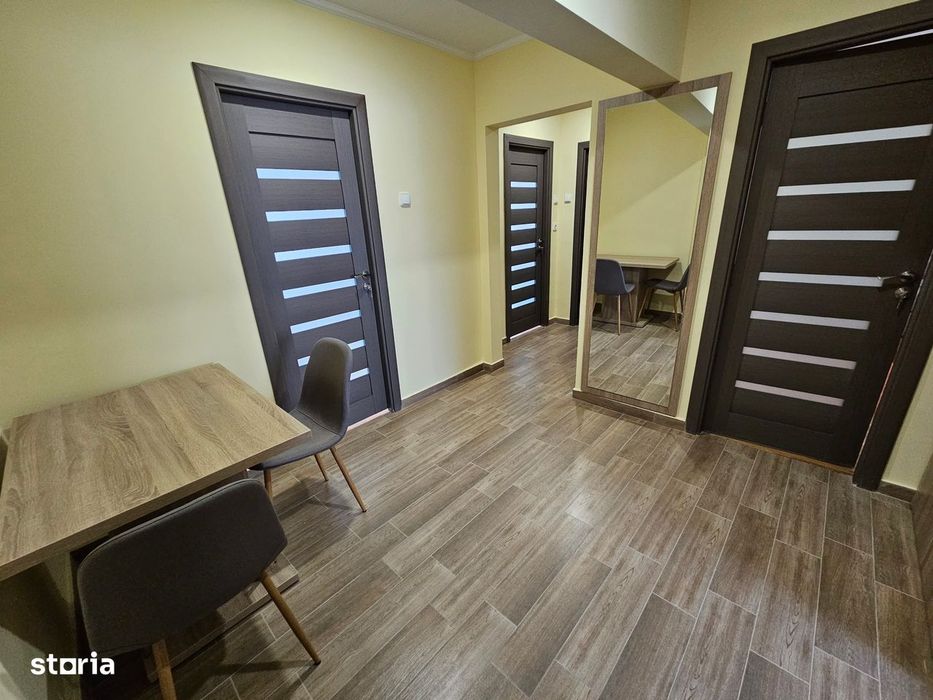 Apartament 3 camere, Micro 16, utilat complet