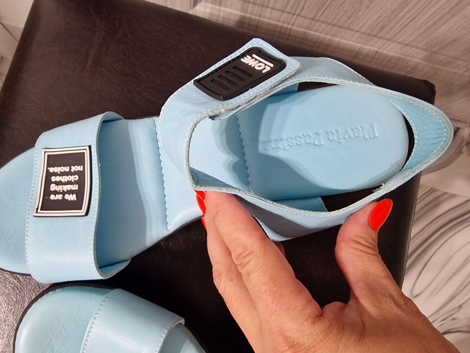 Sandale de firma,noi