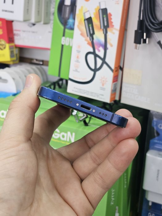 iPhone 12 blue 64GB radnoy.