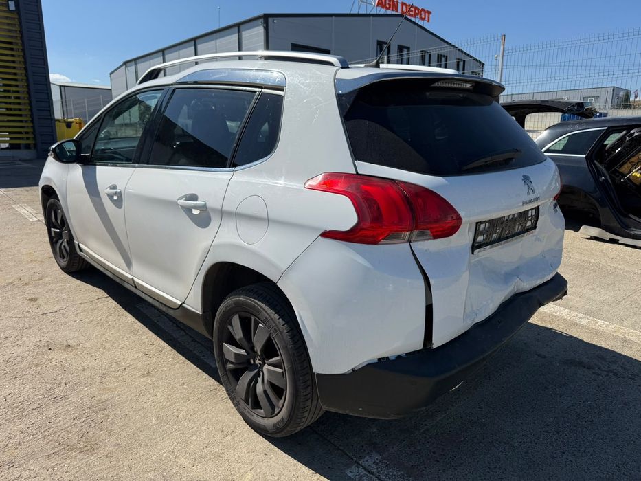 Dezmembrez Peugeot 2008 2015 ALB - EWP 1.6 hdi 9H06 cutie automata
