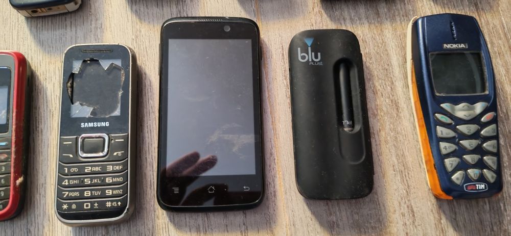 Lot telefoane mobile