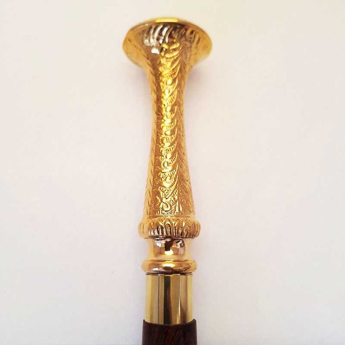 Първокласни бастуни с бронзови дръжки и тиково дърво