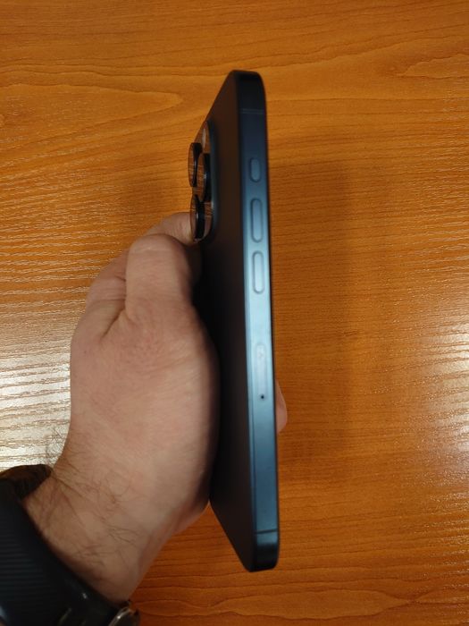 Apple iPhone 15 pro 128 GB Blue