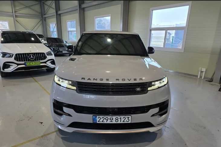 Range Rover Sport P550e