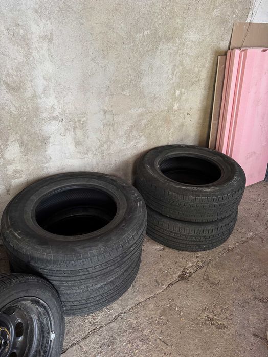 Летни гуми 265/70/18