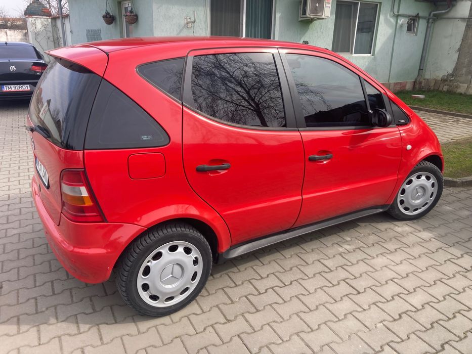 Vând Mercedes Benz A 140
