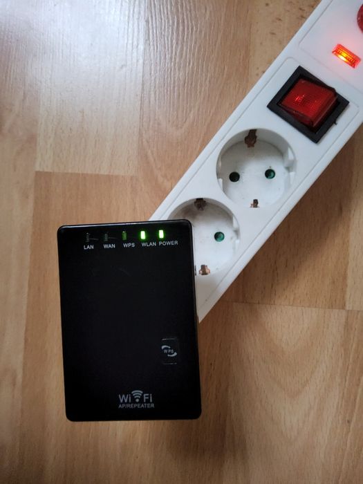 Безжичен рутер и WiFi усилвател