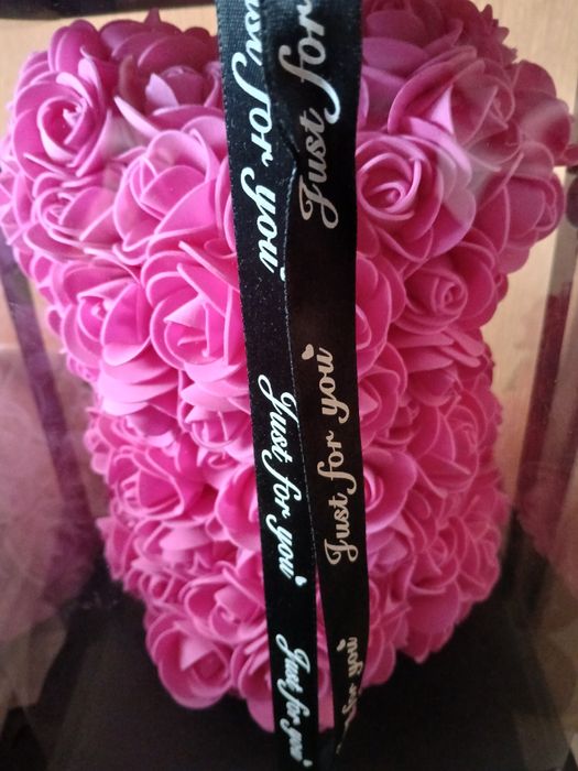 Мече от вечни рози